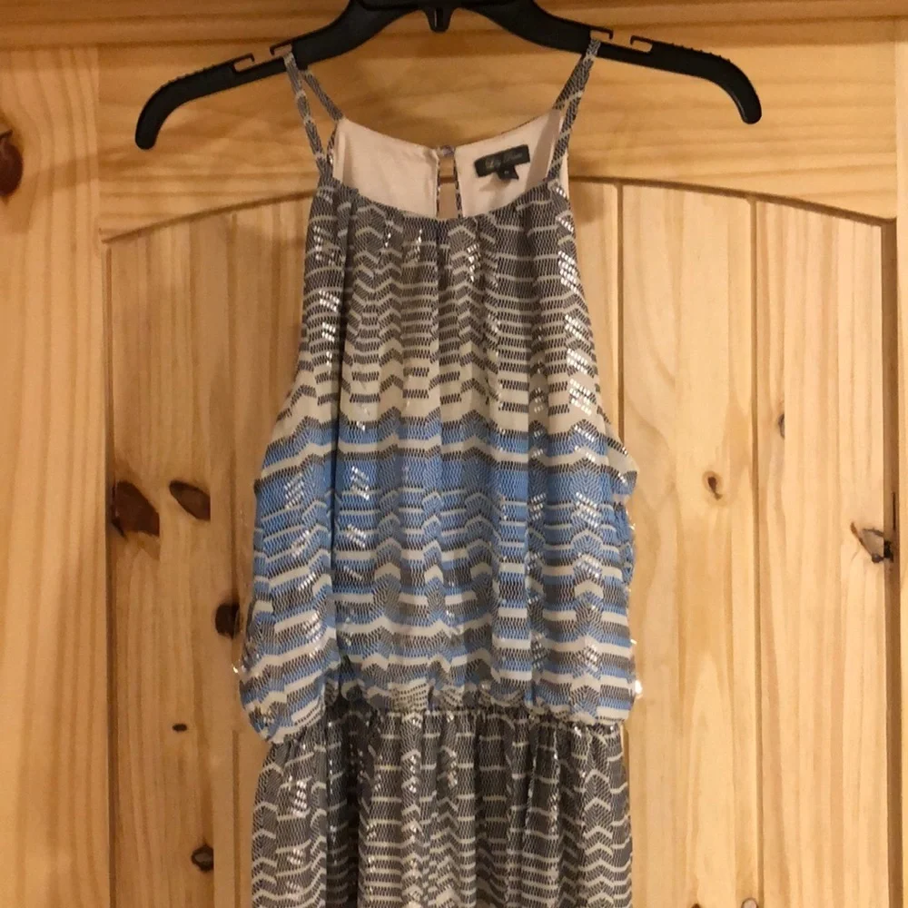 Lily Rose Maxi Dress key hole neck - Picture 1 of 3